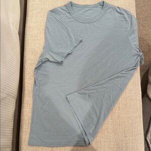 Lululemon Men's M Blue T-Shirt